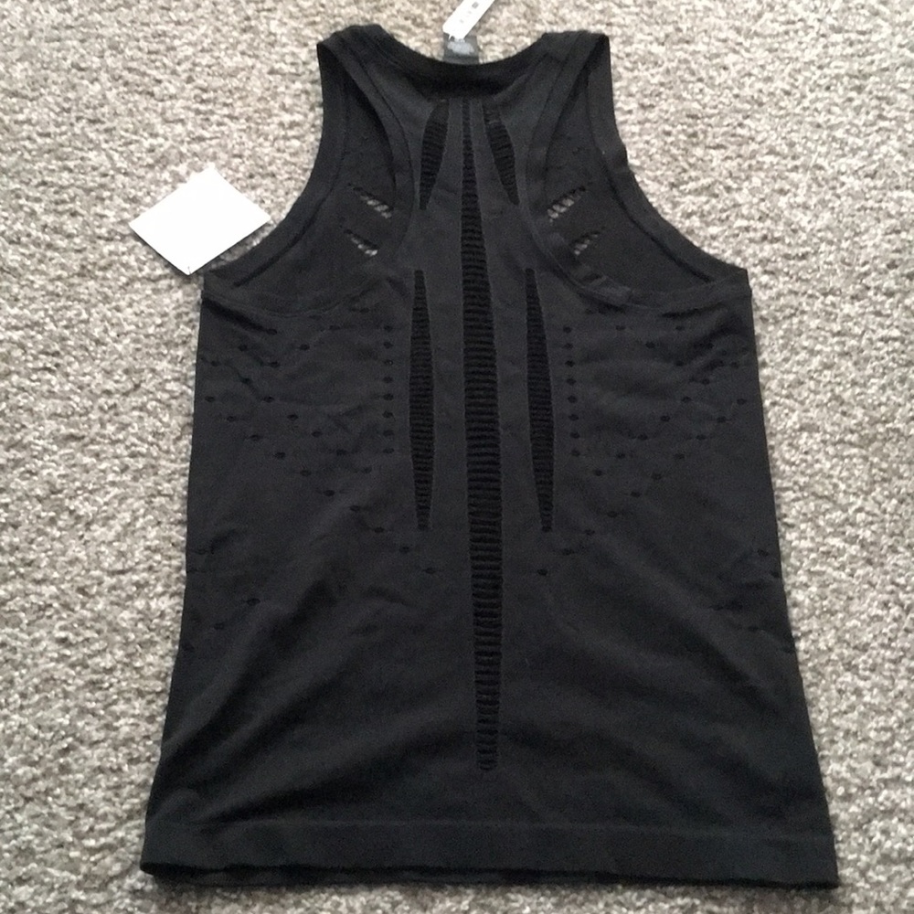 NWT Victoria’s Secret sport seamless black tank S - Picture 2 of 6